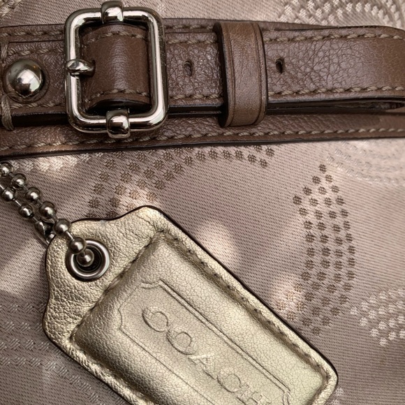 Oprah’s Favorite Coach Bag - Picture 1 of 9